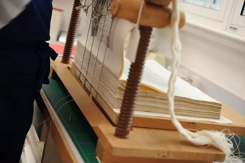 Sewing books - The Royal Collection Trust - copyright Her Majesty Queen Elizabeth II 2016