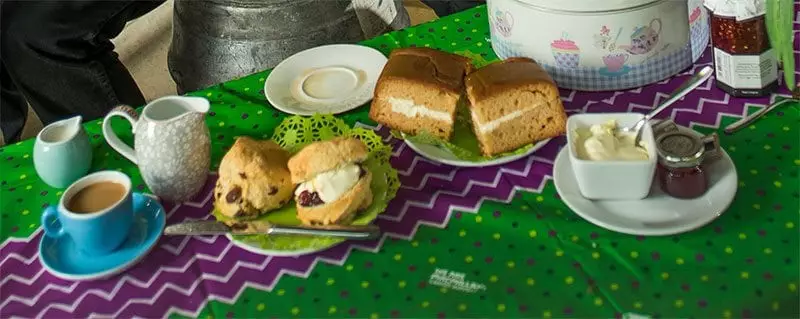 Coffee and cakes with Greene King