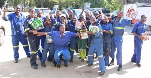 Haynes car manuals and Mechanics for Africa students