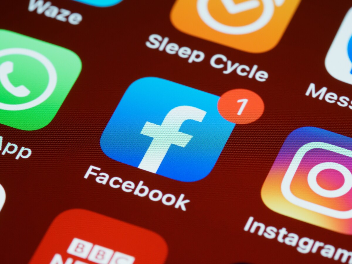 A closeup of the facebook and instagram apps on a phone. By Brett Jordan on Pexels