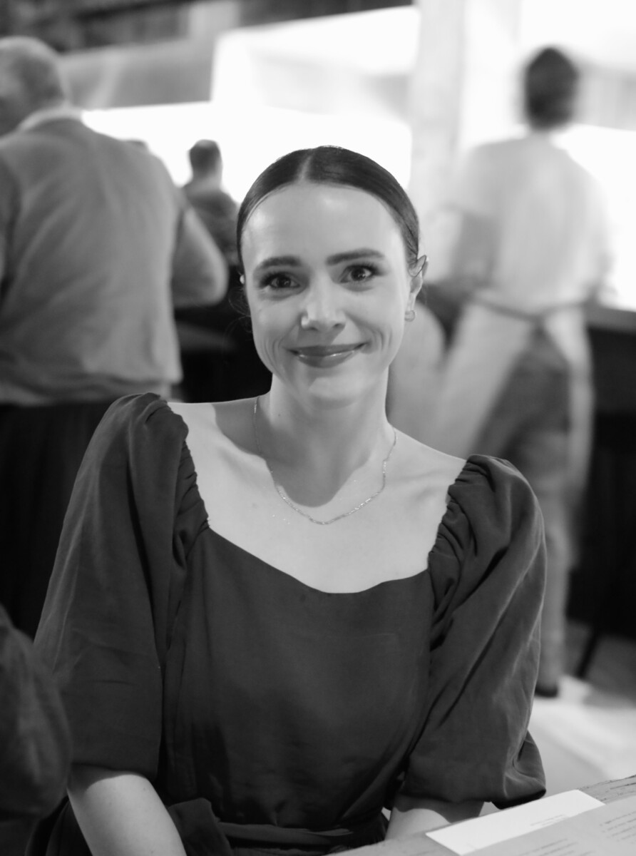 Elise Hunter. Black and white photo.