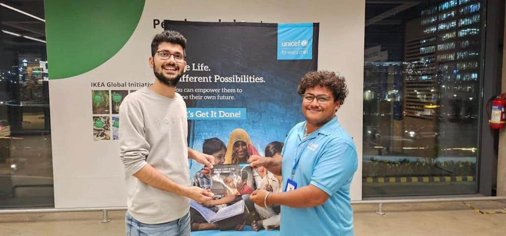 IKEA Hyderabad, Dec 2023. UNICEF facer Shroen Deshmukh chats to a new donor.
