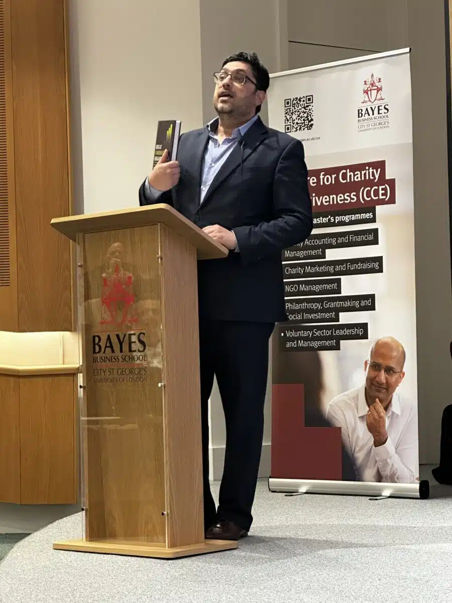 Dr Haseeb Shabbir chairs the lecture