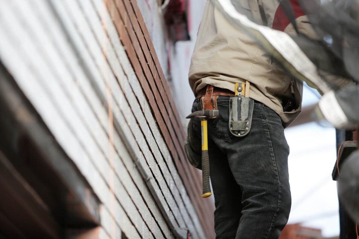 Builder.