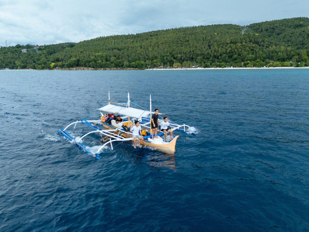 A group of young conservationists from Mindanao working at the frontlines to protect the Philippines’ critically endangered dugongs. Project Lawud are the 2025 winners of the Iris Project's Seed Prize.